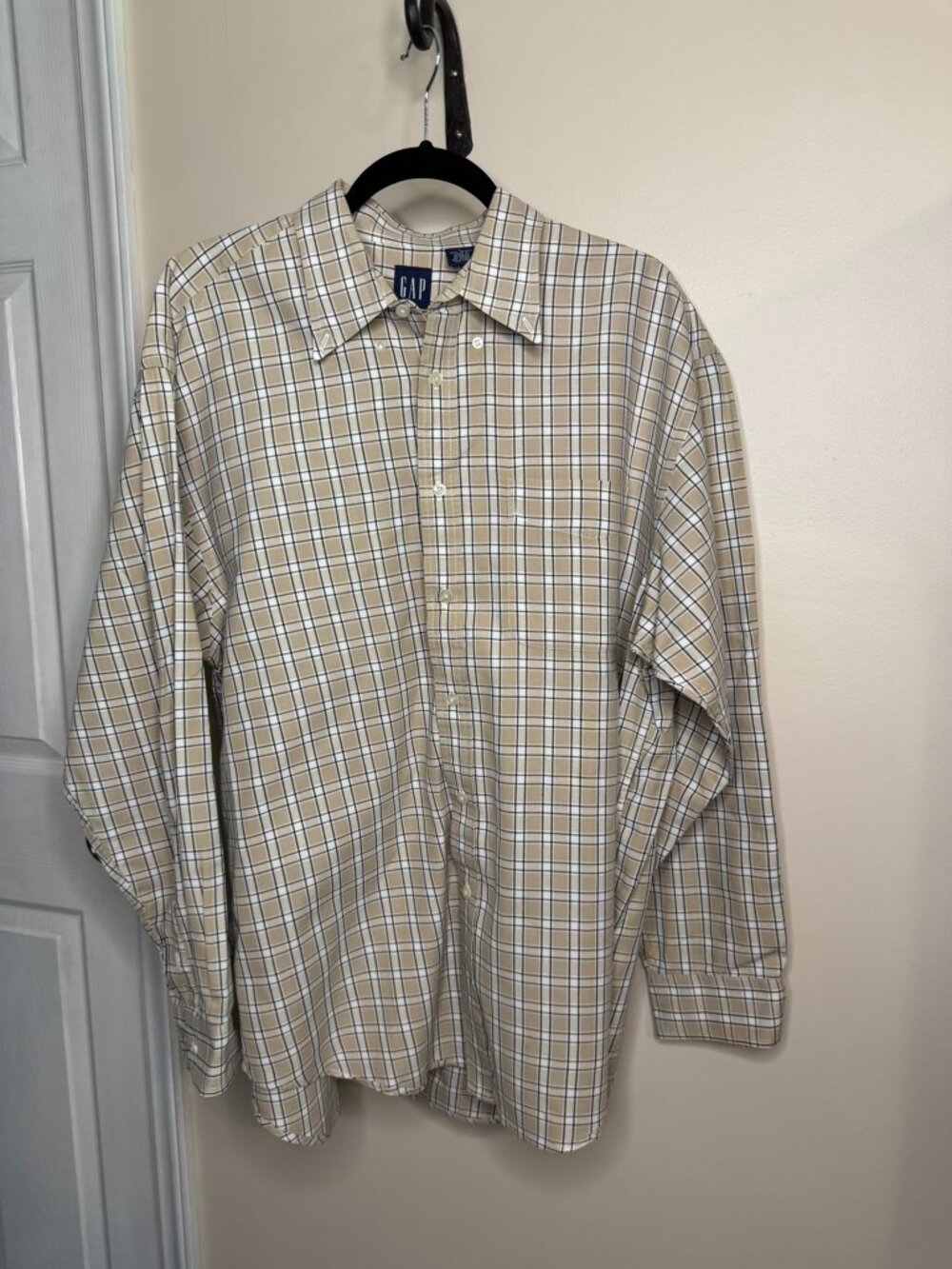 GAP Tan Long Sleeve Button Up Shirt Size L